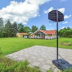 別荘 Three-bedroom In Nykobing Sj Rørvig