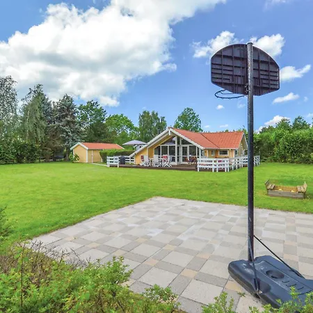 Vakantiehuis Three-bedroom In Nykobing Sj Rørvig
